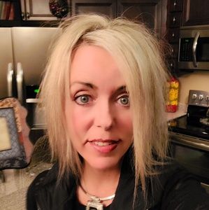 Meet your Posher, Kimberlee